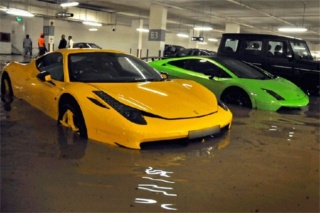 I garaže bogatih poplave