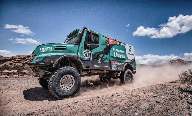 Pobjedu na utrci Dakar 2016 uz pomoć Goodyearovih guma osvojila ekipa De Rooy
