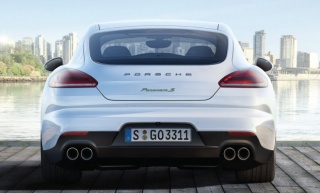 Porsche Panamera S Hybrid-  troši manje od 3 litre
