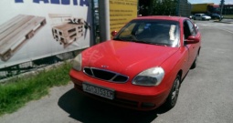 Daewoo Nubira 1,6 SX 5 VRATA (rezervni dijelovi)