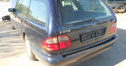 Mercedes E-klasa 220 T Classic