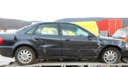Audi A4 1,9 tdi rezervni dijelovi limarije i mehanike prodajemo
