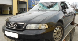 Audi A4 1,9 tdi rezervni dijelovi limarije i mehanike prodajemo