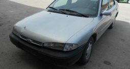 Ford mondeo glx 1,8 td rezervni djelovi limarije imehanike