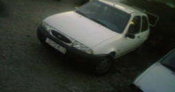 Ford fiesta (rezervne dijelove limarije i mehanike)