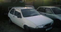 Ford fiesta (rezervne dijelove limarije i mehanike)