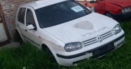VW Golf IV 1,9 SDI (Moguće plaćanje karticama na rate)