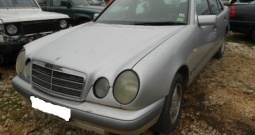 Mercedes E-klasa 220 D
