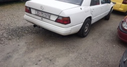 Mercedes 124 200 D (MOGUĆE PLAĆANJE KREDITNIM KARTICAMA NA RATE)