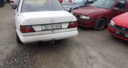 Mercedes 124 200 D (MOGUĆE PLAĆANJE KREDITNIM KARTICAMA NA RATE)
