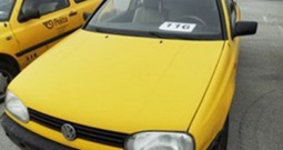 VW Golf III CL s registracijom godinu dana i prepisom na ime kupca
