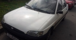 Ford Escort 1,3 5 vrata bijeli