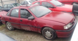 Opel Vectra 1.8 i (rezervni dijelovi)