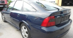 Opel Vectra 1.6 16V REZERVNI DJELOVI LIMARIJE I MEHANIKE