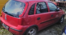 Opel Corsa 1. 0, 2004 godina, 5 vrata, komplet ili u dijelovima