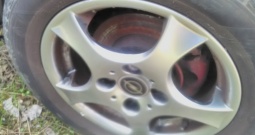 Opel Corsa 1. 0, 2004 godina, 5 vrata, komplet ili u dijelovima