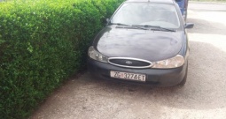 Ford Mondeo GLX 1.8 TD, rezervni dijelovi ili u kompletu prodajemo