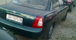 Daewoo Nubira 1,6 SX 4 VRATA (NA IME KUPCA)