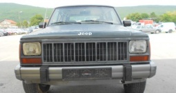 Jeep Cherokee 2,6 D 4X4