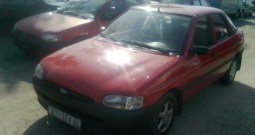 Ford Escort 1,3 i 5 vrata ( REZERVNI DIJELOVI)