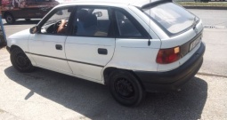 Opel Astra GL 1.4 5 vrata