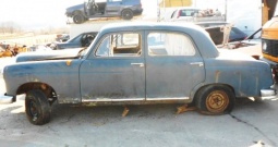 MERCEDES BENZ PONTON 180 D