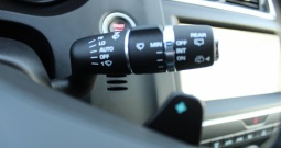 Jaguar E Pace 2.0D 180ks AUTOMATIK R-Dynamic 4x4 *NAVI,LED,KAMERA*