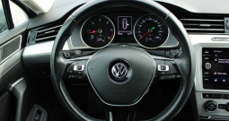 VW Passat Variant 1.6 TDi DSG *NAVIGACIJA,KAMERA*