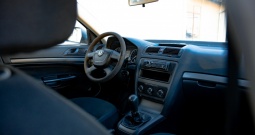 Škoda karavan 2011g 1.6 TDI mod 2012 otplata zamjena ⭐