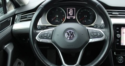VW Passat Variant 1.6 TDi DSG *NAVIGACIJA*