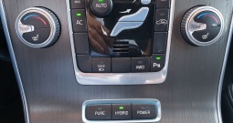 Volvo V60 d6 4x4 struja + dizel + plug 131 tkm, kao nov