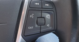 Volvo V60 d6 4x4 struja + dizel + plug 131 tkm, kao nov