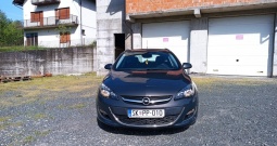 Opel astra 1. 7 cdti cosmo u dobrom stanju