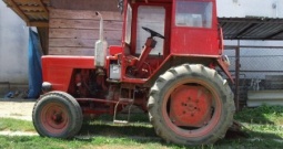 Traktor Vladimirac, T25