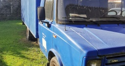 DAF kamion zatvoreni, grijanje 2.5 D, 220000 km, 71 kw, 1991.g., Bkat. Varaždin