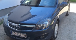 Opel Astra karavan 1.6 benzin