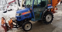 Komunalni Traktor 4x4 Iseki ralica za snjieg bager demper valjak