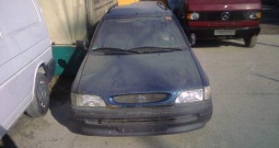 Ford Escort Karavan 1.6 16 V (REZERVNI DIJELOVI)