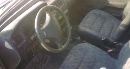 Ford Escort Karavan 1.6 16 V (REZERVNI DIJELOVI)