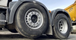 6x2 traktor MAN TGA 26.360 eur5+ 17tm HMF 1720 K5 *Češka*