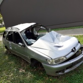 Peugeot 306 moguća prodaja u kompletu ili u djelovima