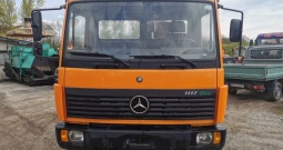 Mercedes 1117 kiper s dizalicom, 1997 god.