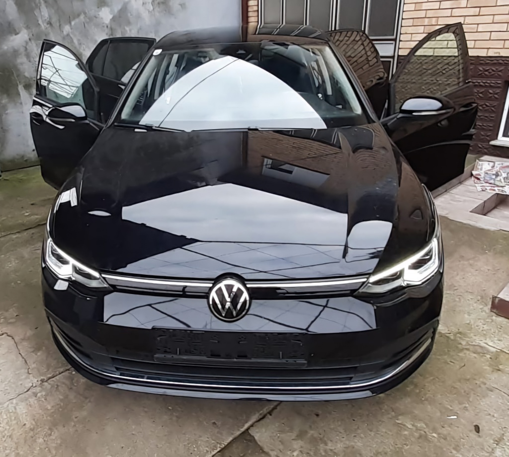 VW Golf VIII 2.0 TDI Active MATRIX RADAR NAV