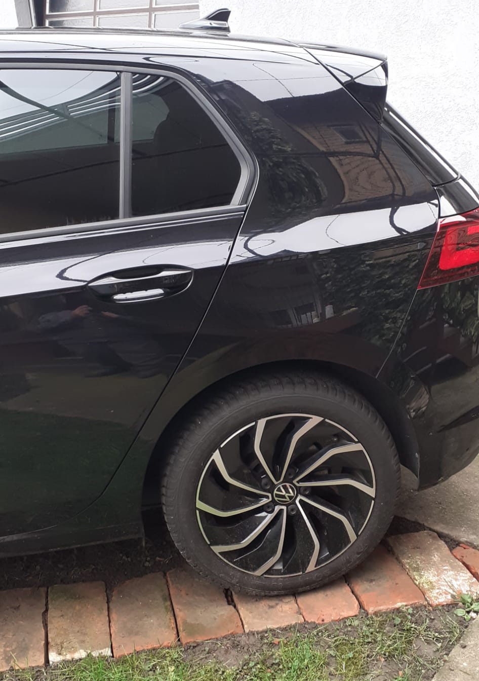 VW Golf VIII 2.0 TDI Active MATRIX RADAR NAV