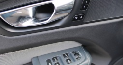 Volvo XC60 B4 2.0D AWD R-Design AUTOMATIK *LED, NAVIGACIJA, KAMERA*