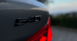 BMW 540xi - m paket individualiziran - prvi v