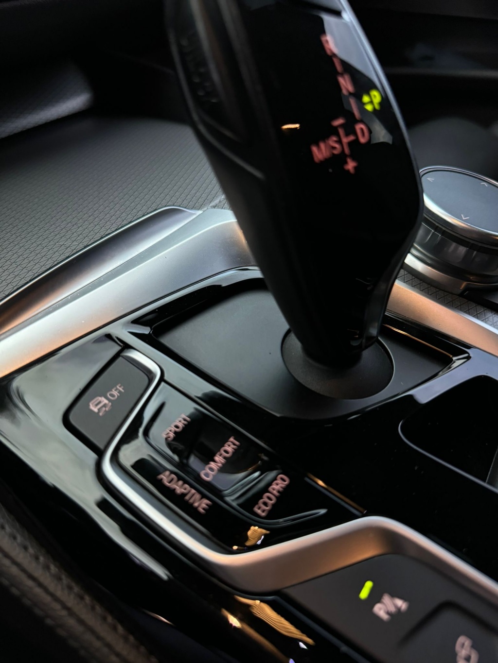 BMW 540xi - m paket individualiziran - prvi v