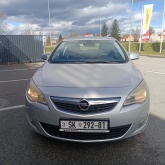 Opel Astra 1.7 cdti cosmo-kartice