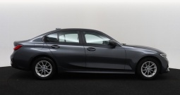 BMW 318 D LIMUZINA