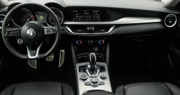 Alfa Romeo Stelvio 2.2 MJT Sprint AUTOMATIK *LED, KAMERA*